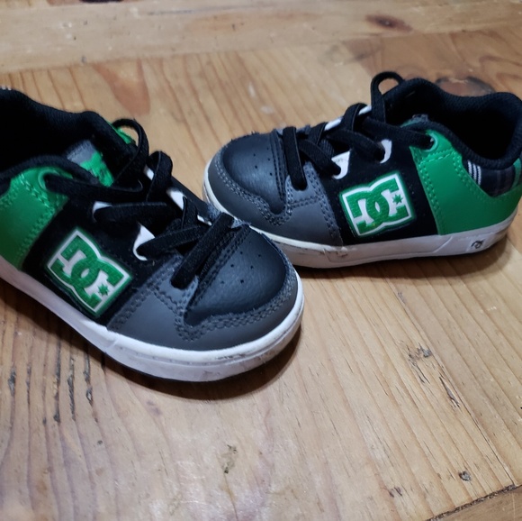 baby boy dc shoes